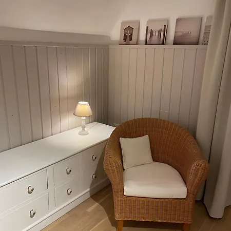 Minihotel 게스트하우스 Büchenbronn